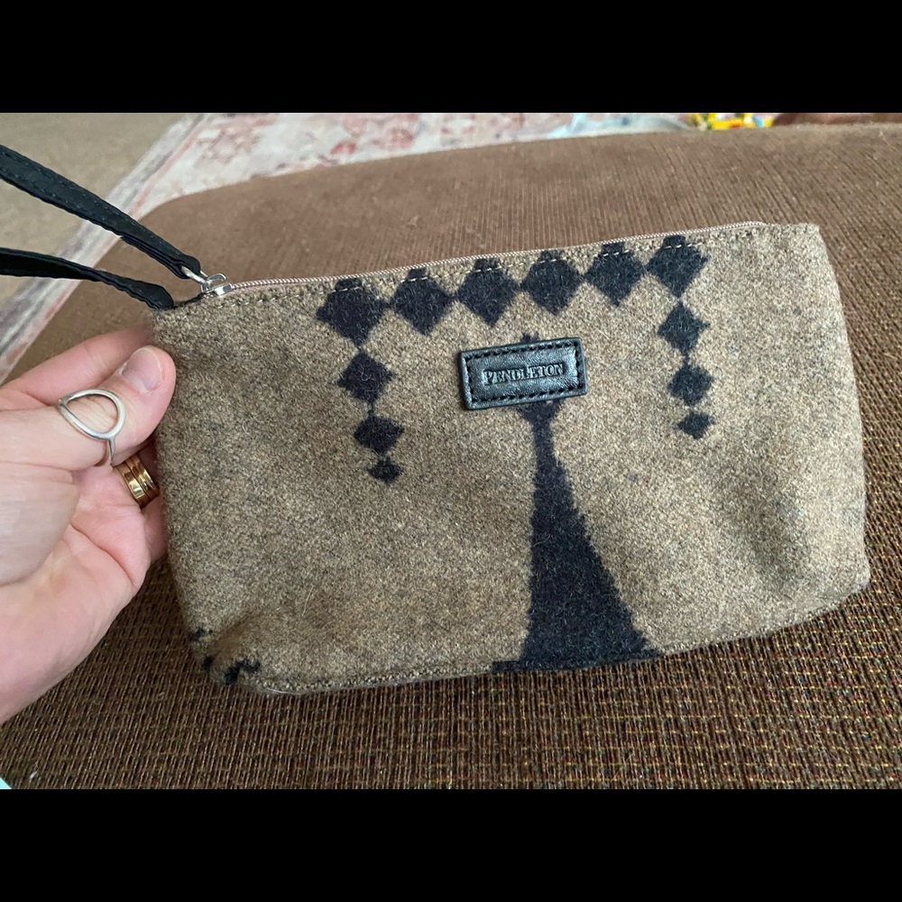 Pendleton zipper wallet